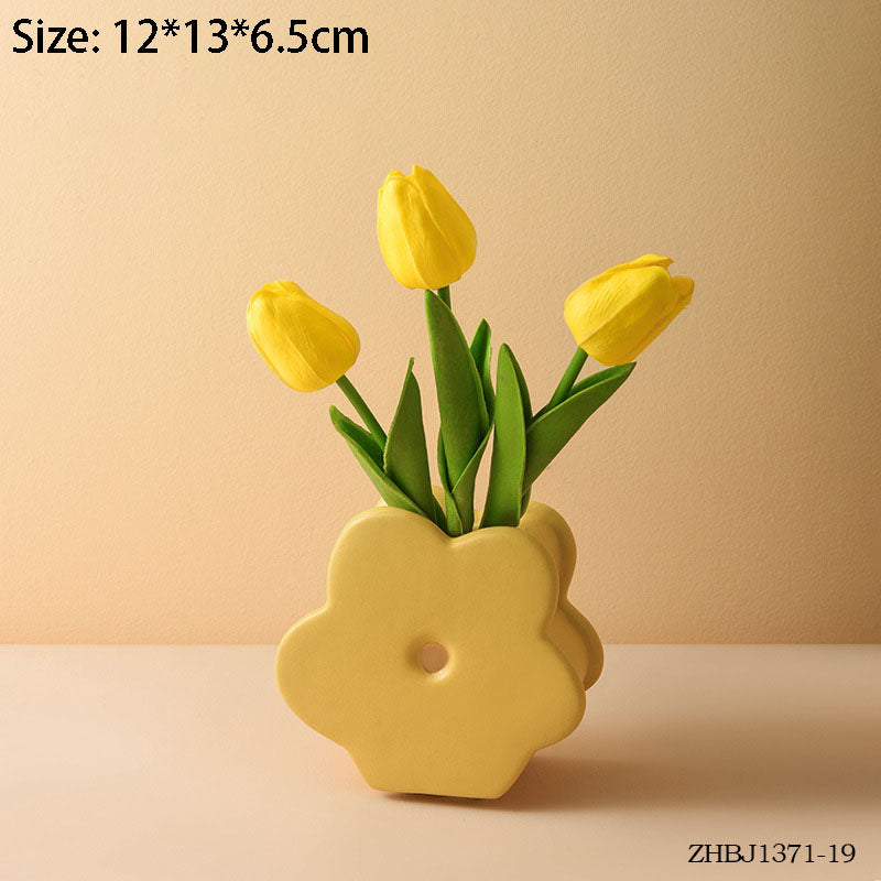 Ins Style Cute Flower Ceramic Vase Arrangement Living Room Flower Arrangement Creative Dining Table Floral Decoration Bouquet Flower Vessel