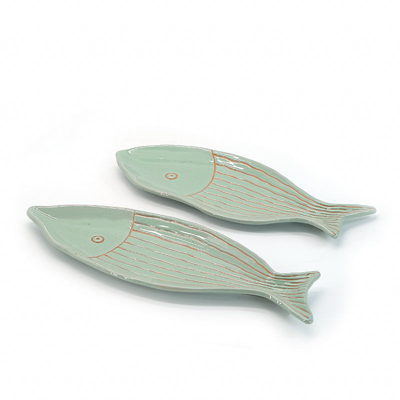Factory direct high quality glazed small fish shaped ceramic dish plates