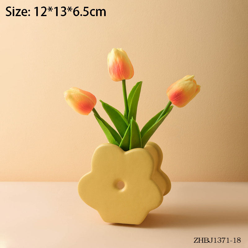 Ins Style Cute Flower Ceramic Vase Arrangement Living Room Flower Arrangement Creative Dining Table Floral Decoration Bouquet Flower Vessel