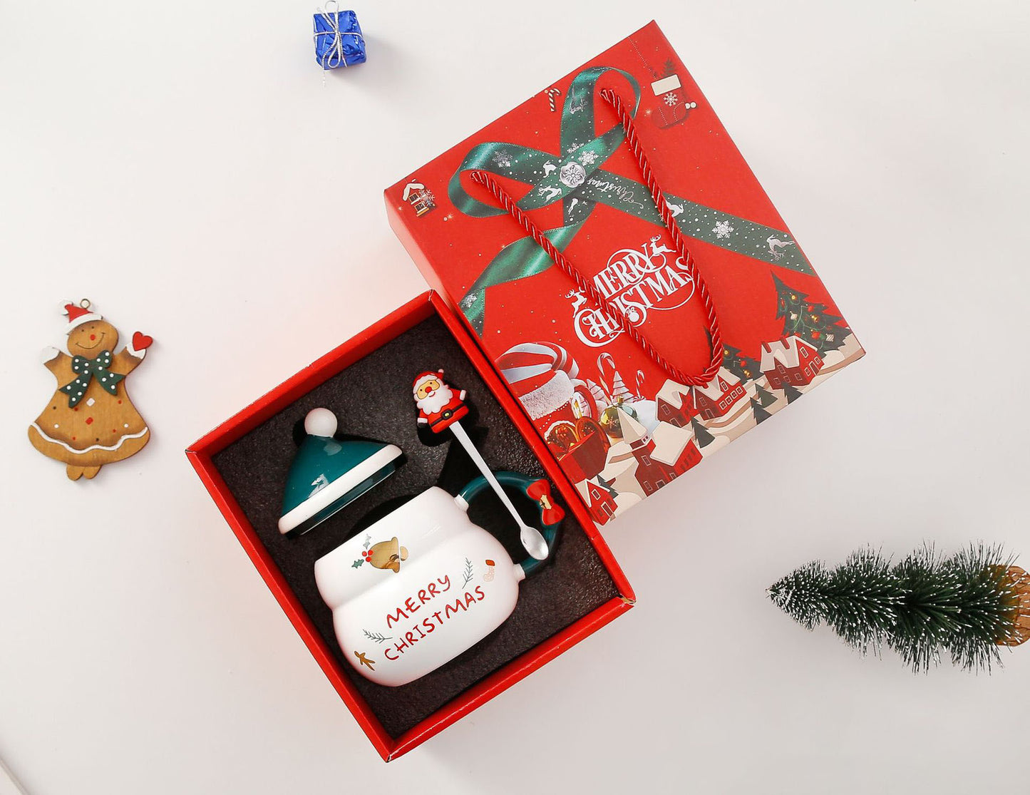 Creative Christmas Ceramic Mug with Lid and SpoonNew cross-border cartoon Father Christmas Mug Gift Mug Gift Set