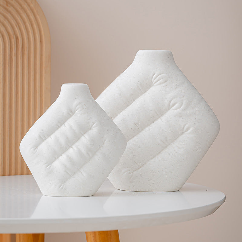 Holding Pillow Vase Ceramic Ornament Vase Ceramic Premium Sense Crafts Home Decoration Factory Direct Sale