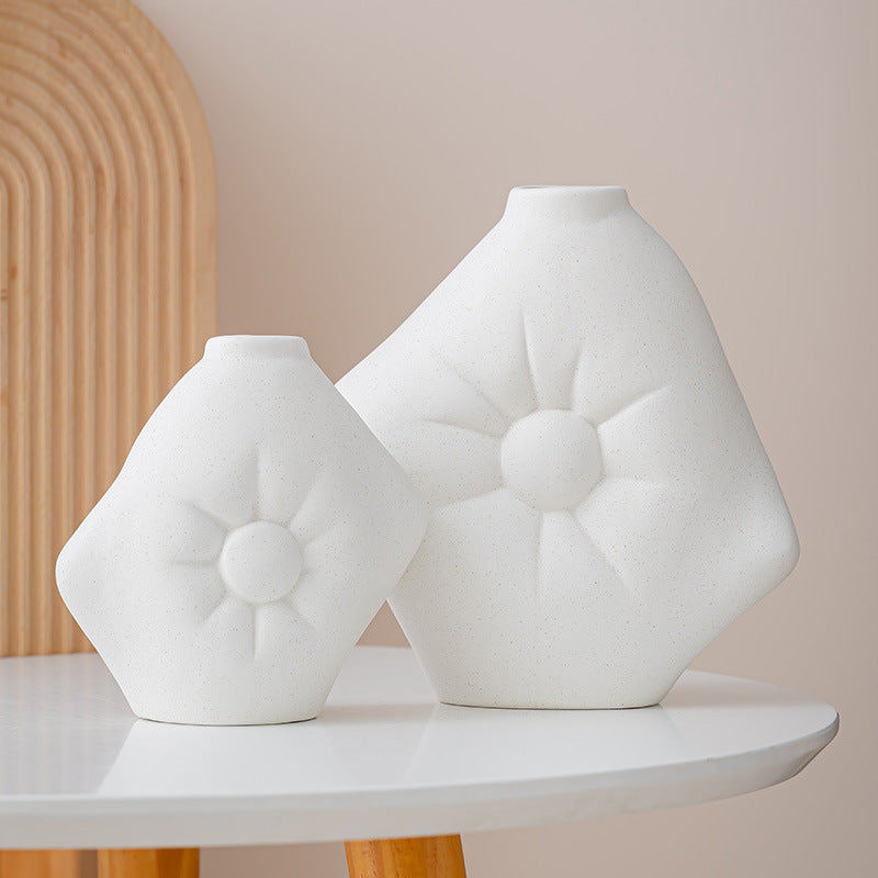 Holding Pillow Vase Ceramic Ornament Vase Ceramic Premium Sense Crafts Home Decoration Factory Direct Sale