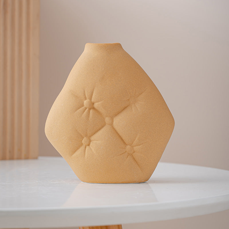Holding Pillow Vase Ceramic Ornament Vase Ceramic Premium Sense Crafts Home Decoration Factory Direct Sale