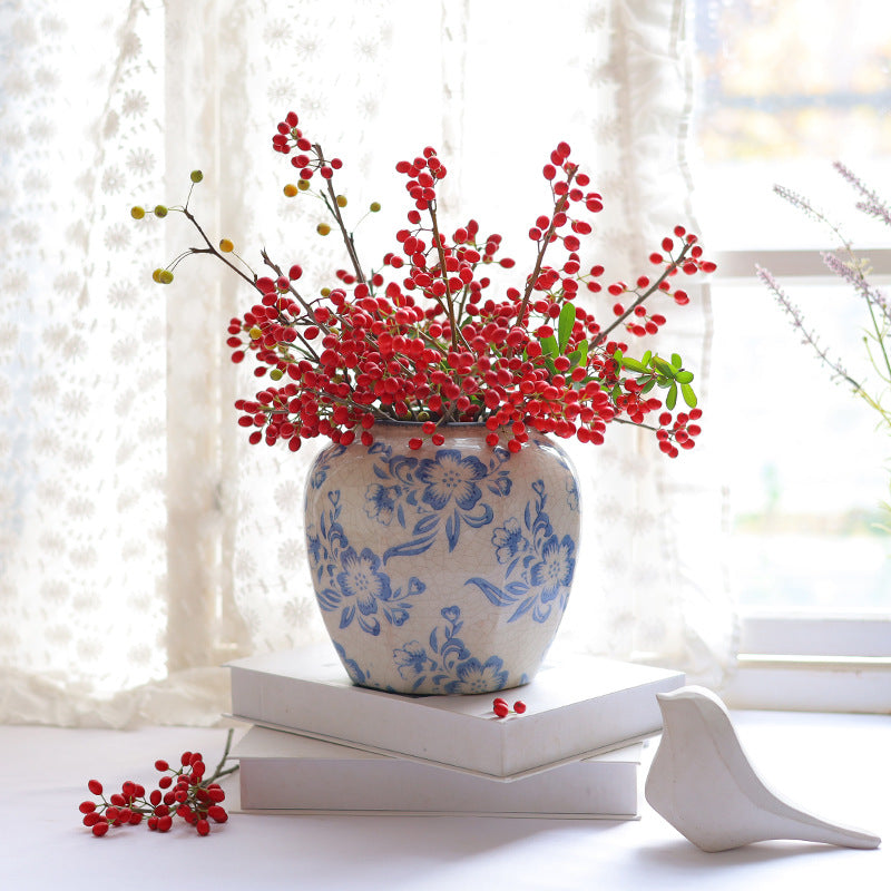 Chinese Style Ceramic Flower Vase Home Blue and White Porcelain Vase Ceramic Vase For Hotel Home Office Decor Unique Design Oriental Blue and White Floral Vases For Ornaments Home Garden