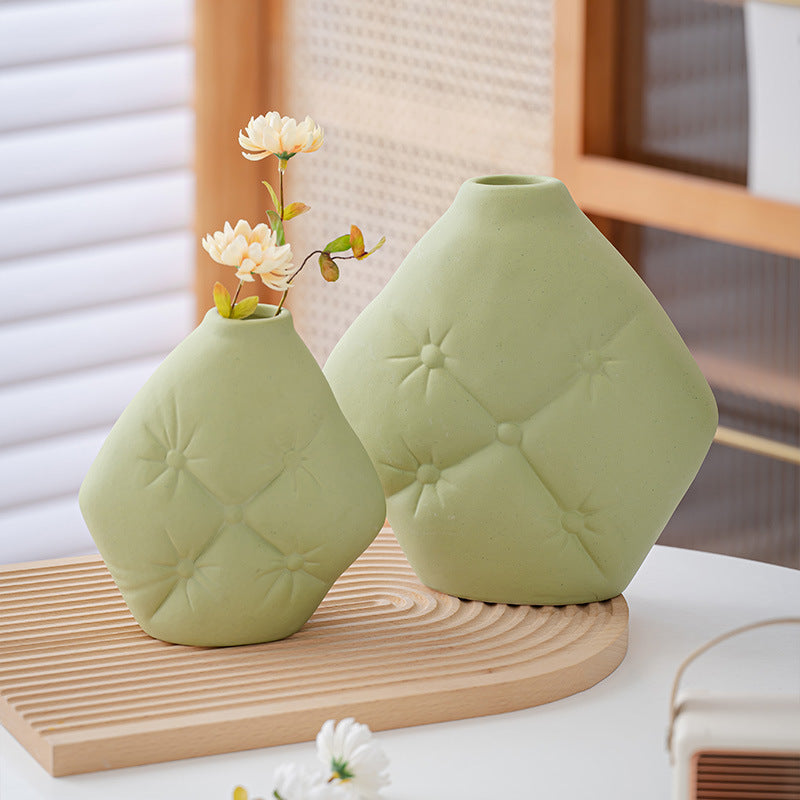 Holding Pillow Vase Ceramic Ornament Vase Ceramic Premium Sense Crafts Home Decoration Factory Direct Sale