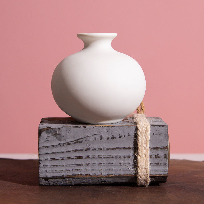 Ins Flower Arrangement Ceramic Small Vase White Vase Crafts Flower Arrangement Aromatherapy Vase Living Room Ceramic Wholesale