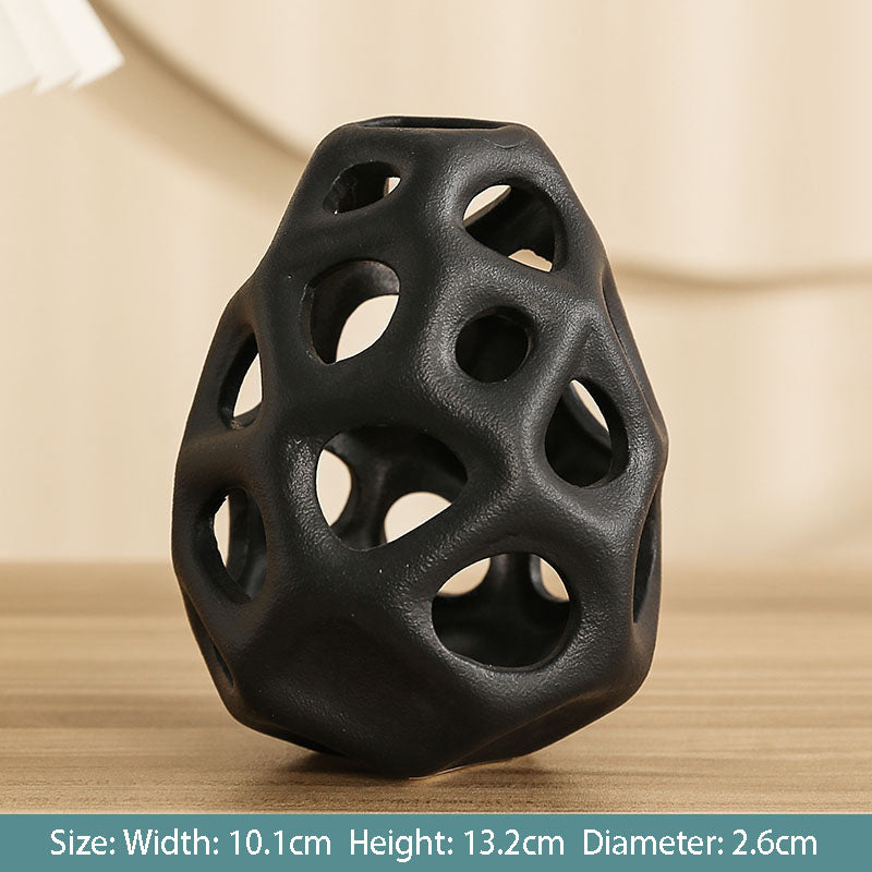 Modern Minimalist Ceramic Geometric Hollow Minimalist Creative Decoration Fashion Home Sample Room Soft Decorations Ornament